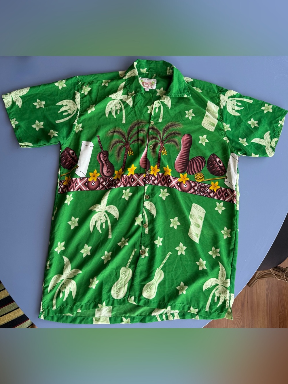 Men's Green Tropical Print Short-Sleeve Button-Down Shirt